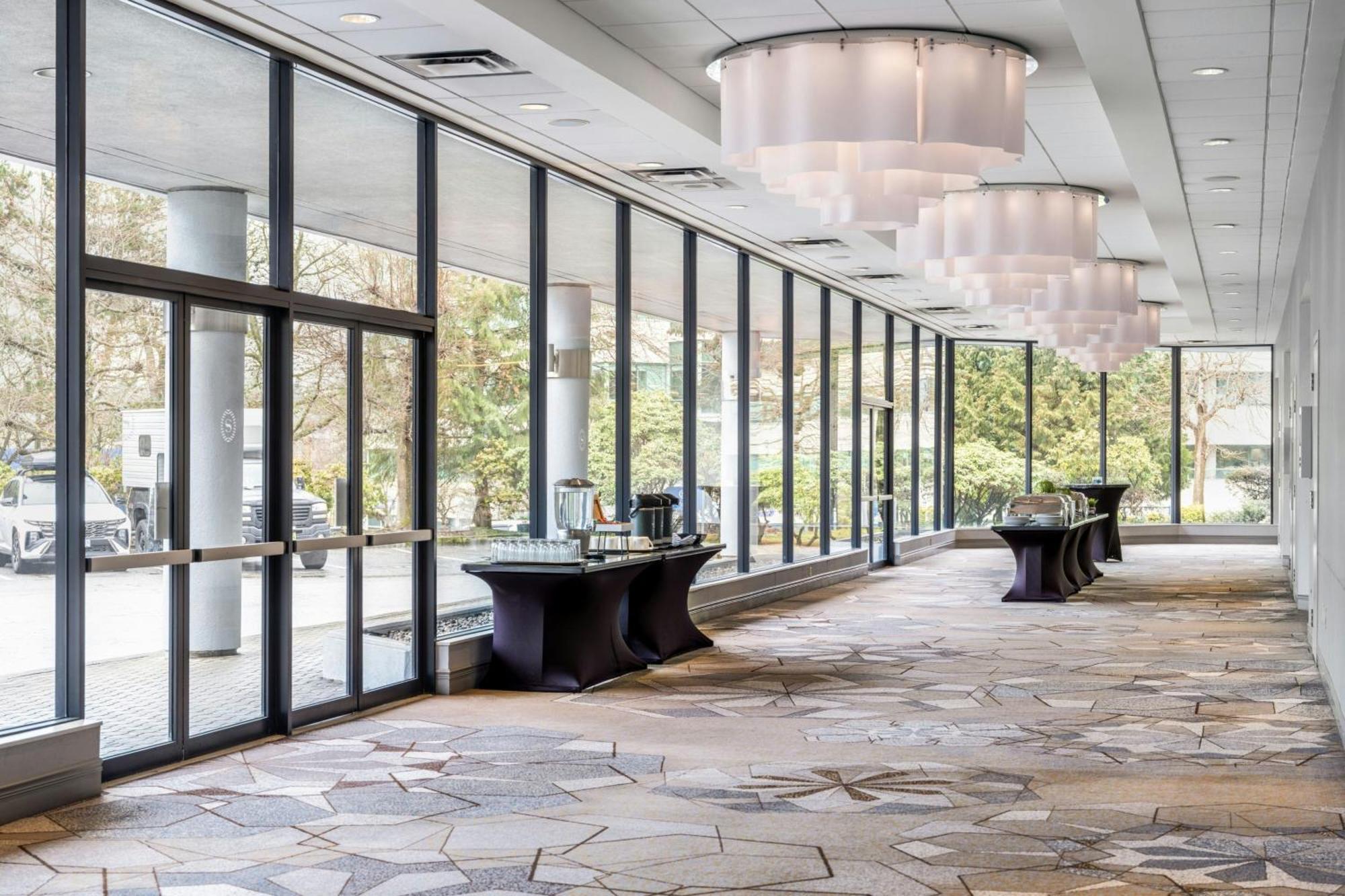 Sheraton Vancouver Guildford Hotel Surrey Eksteriør billede